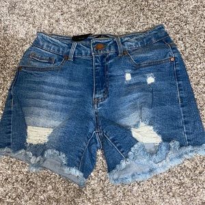 Black Label Mid Rise shorts